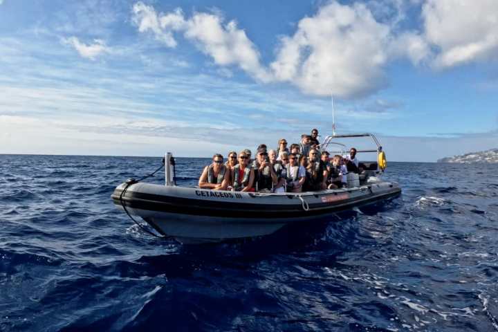 a small boat in a body of water